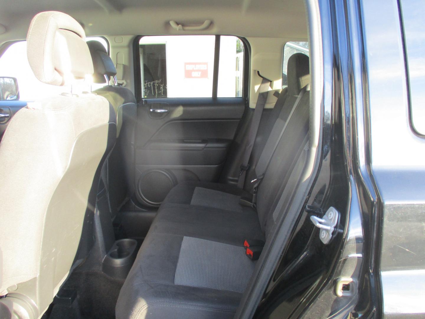 2016 Jeep Patriot (1C4NJRBB3GD) , AUTOMATIC transmission, located at 540a Delsea Drive, Sewell, NJ, 08080, (856) 589-6888, 39.752560, -75.111206 - Photo#21